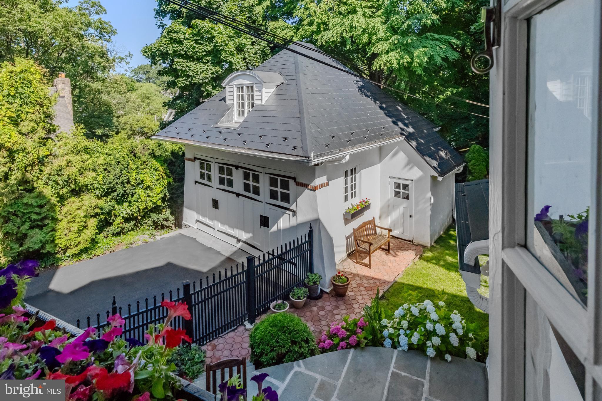 205 ROBERTS ROAD