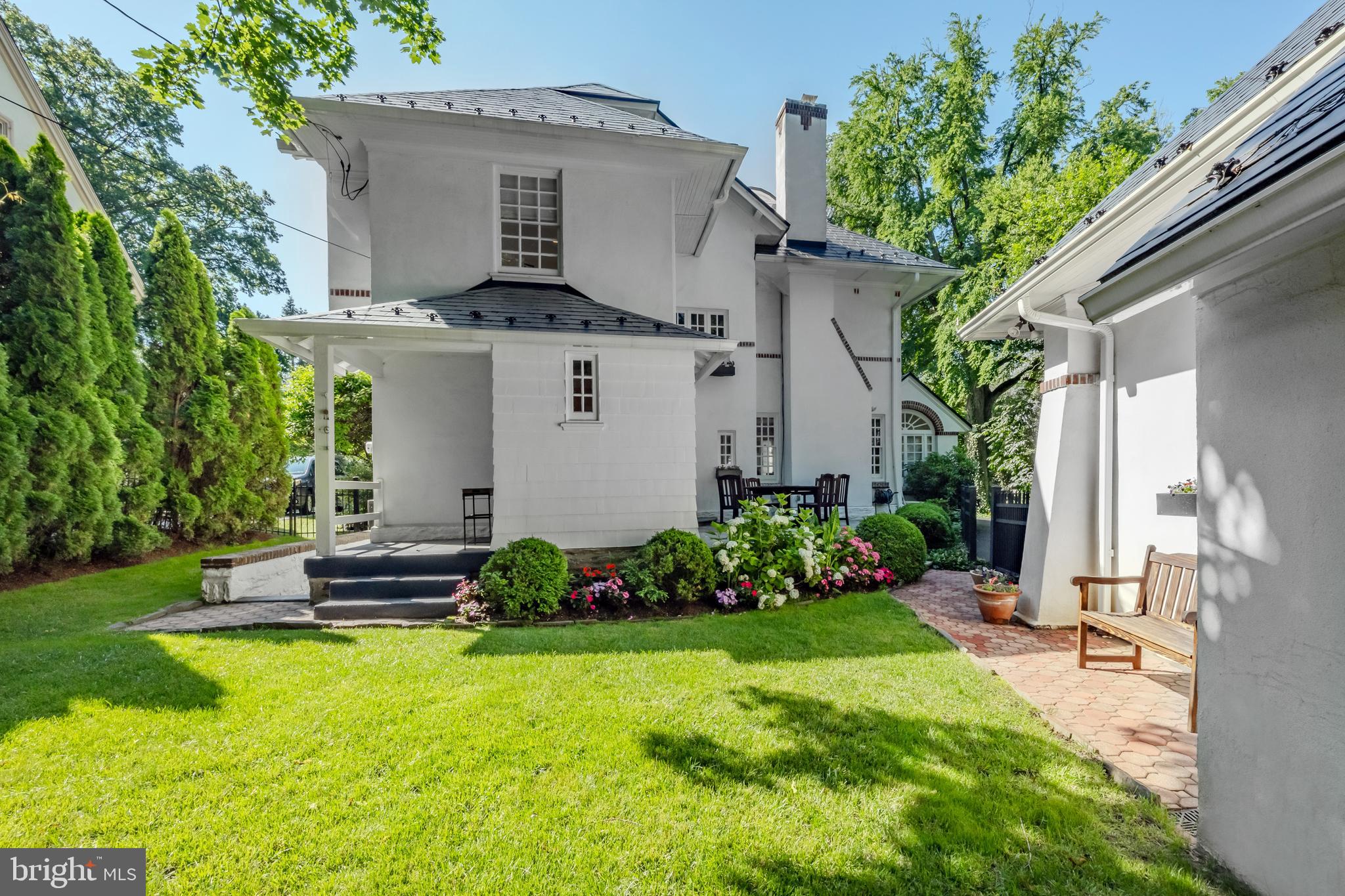 205 ROBERTS ROAD
