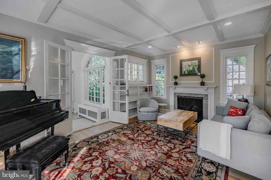 205 ROBERTS ROAD