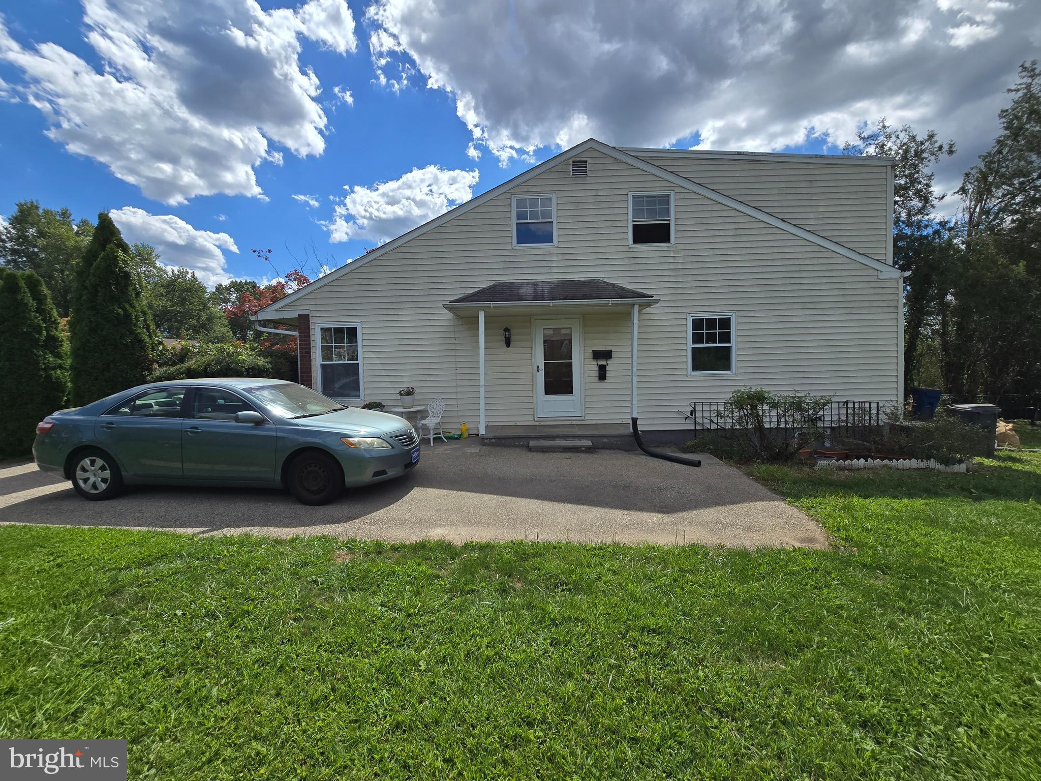 1558 EDGEWOOD AVENUE