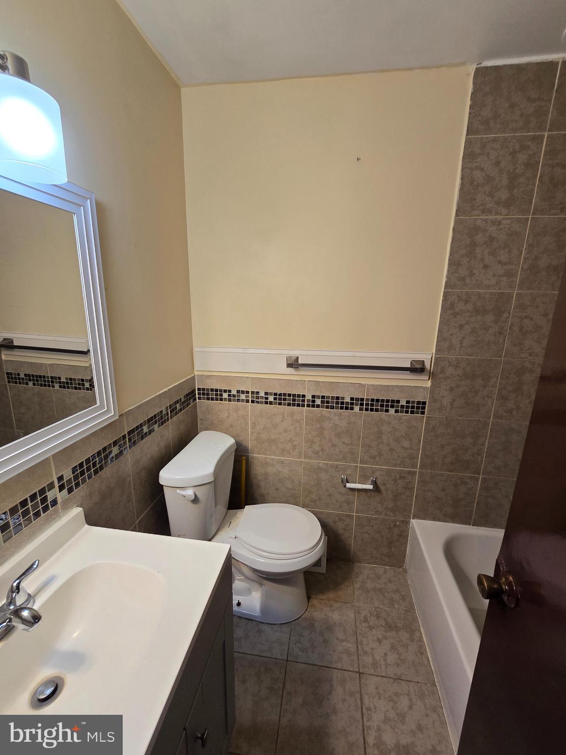 1558 EDGEWOOD AVENUE