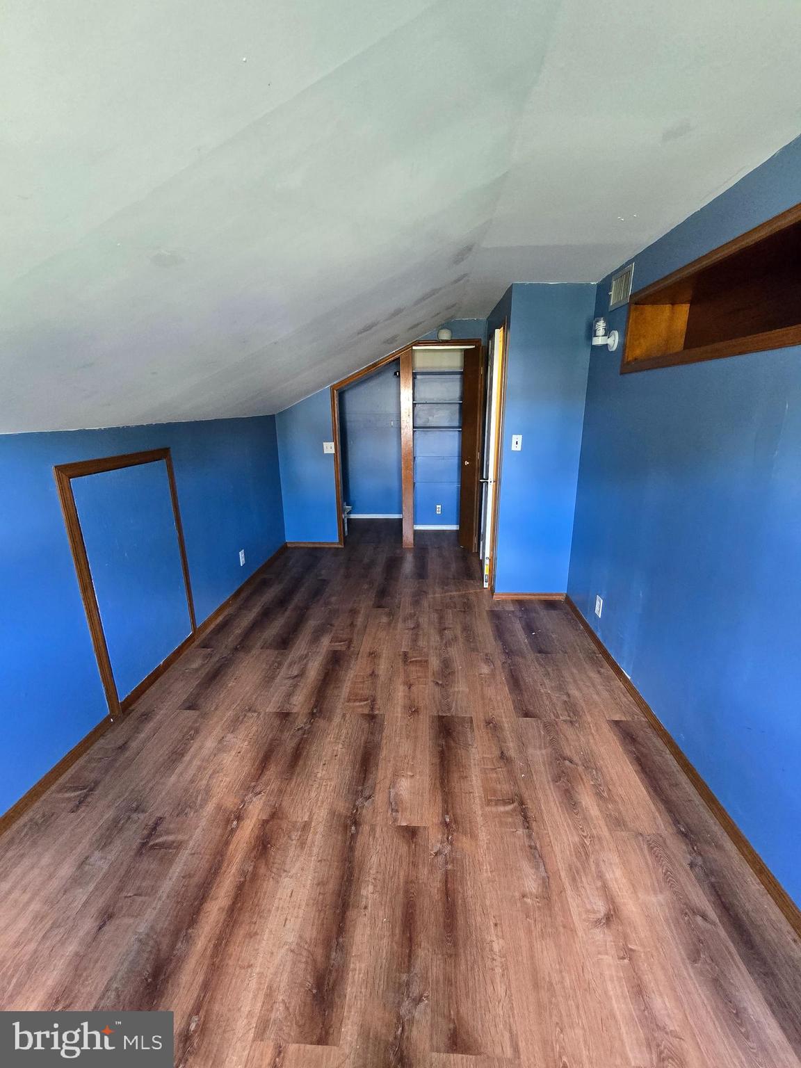 1558 EDGEWOOD AVENUE