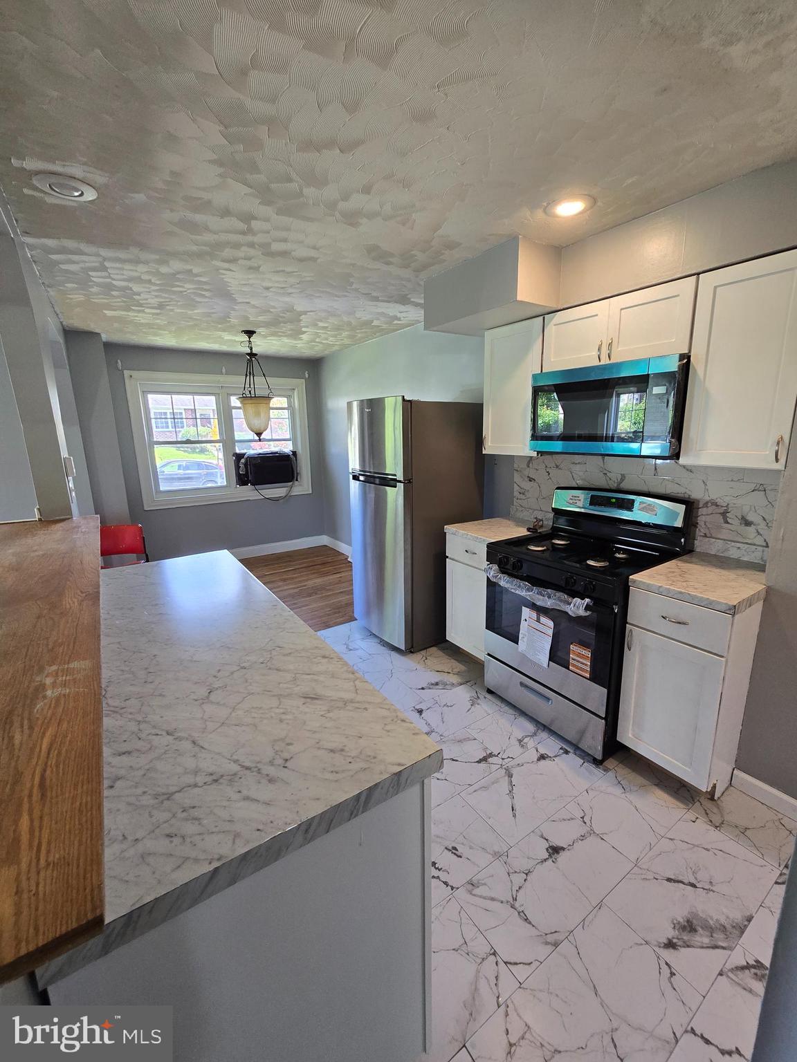 1558 EDGEWOOD AVENUE