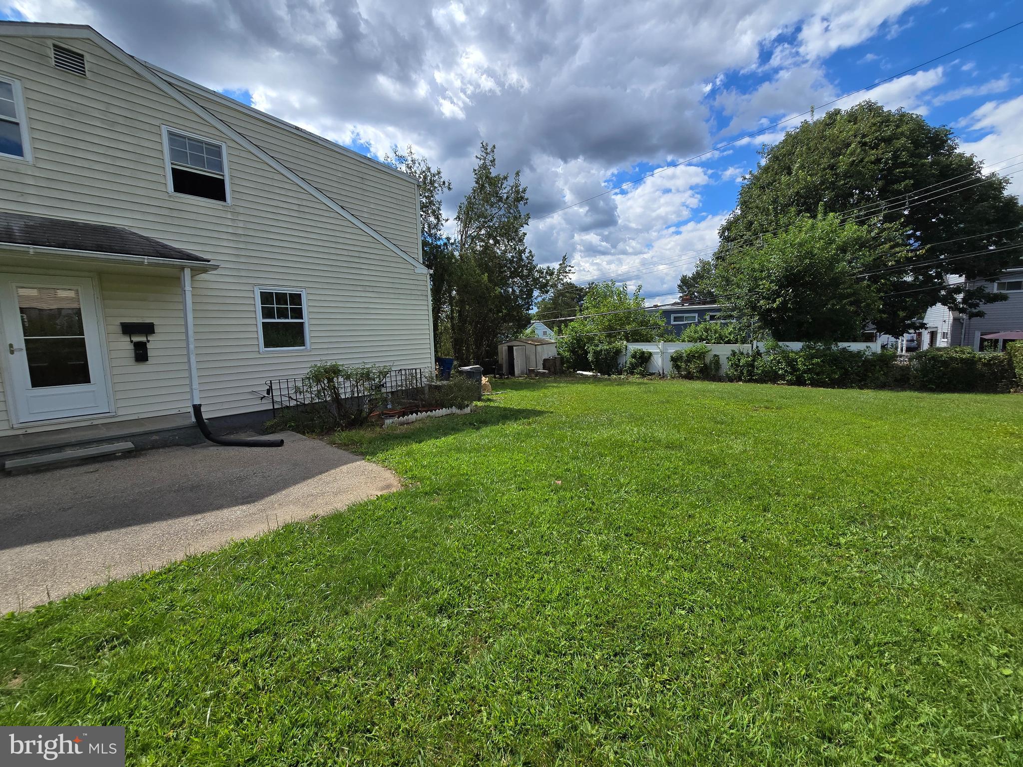 1558 EDGEWOOD AVENUE