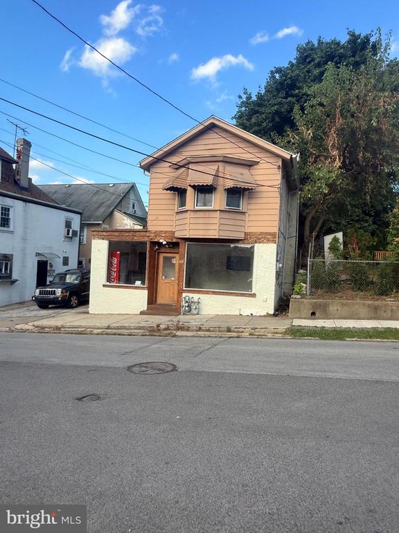 107 E COUNTY LINE ROAD 1