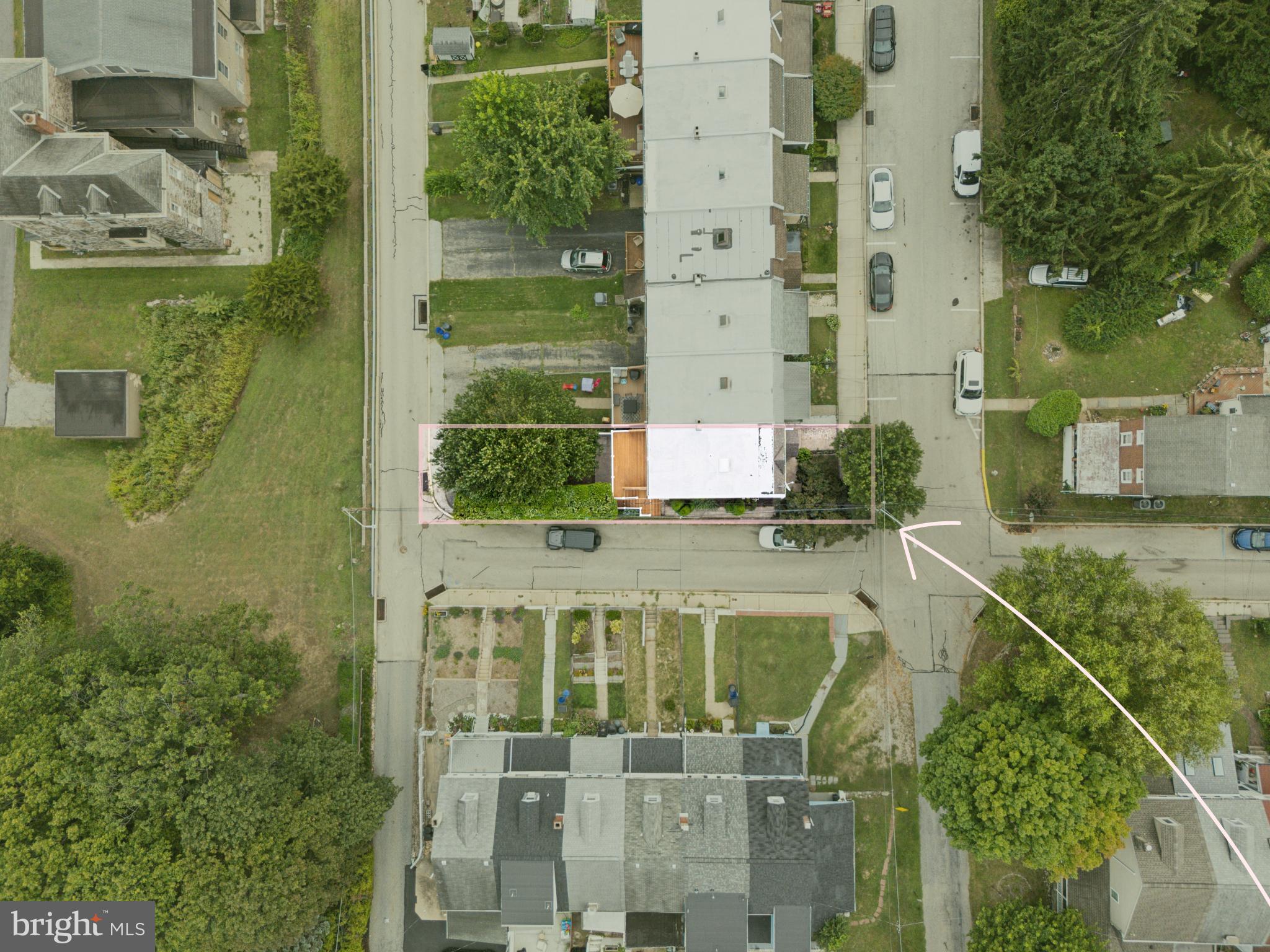 220 CEDAR AVENUE
