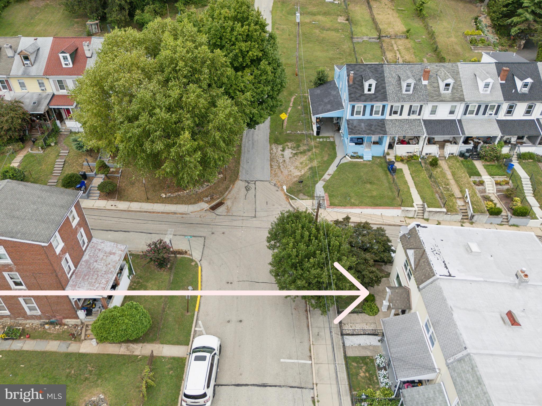 220 CEDAR AVENUE