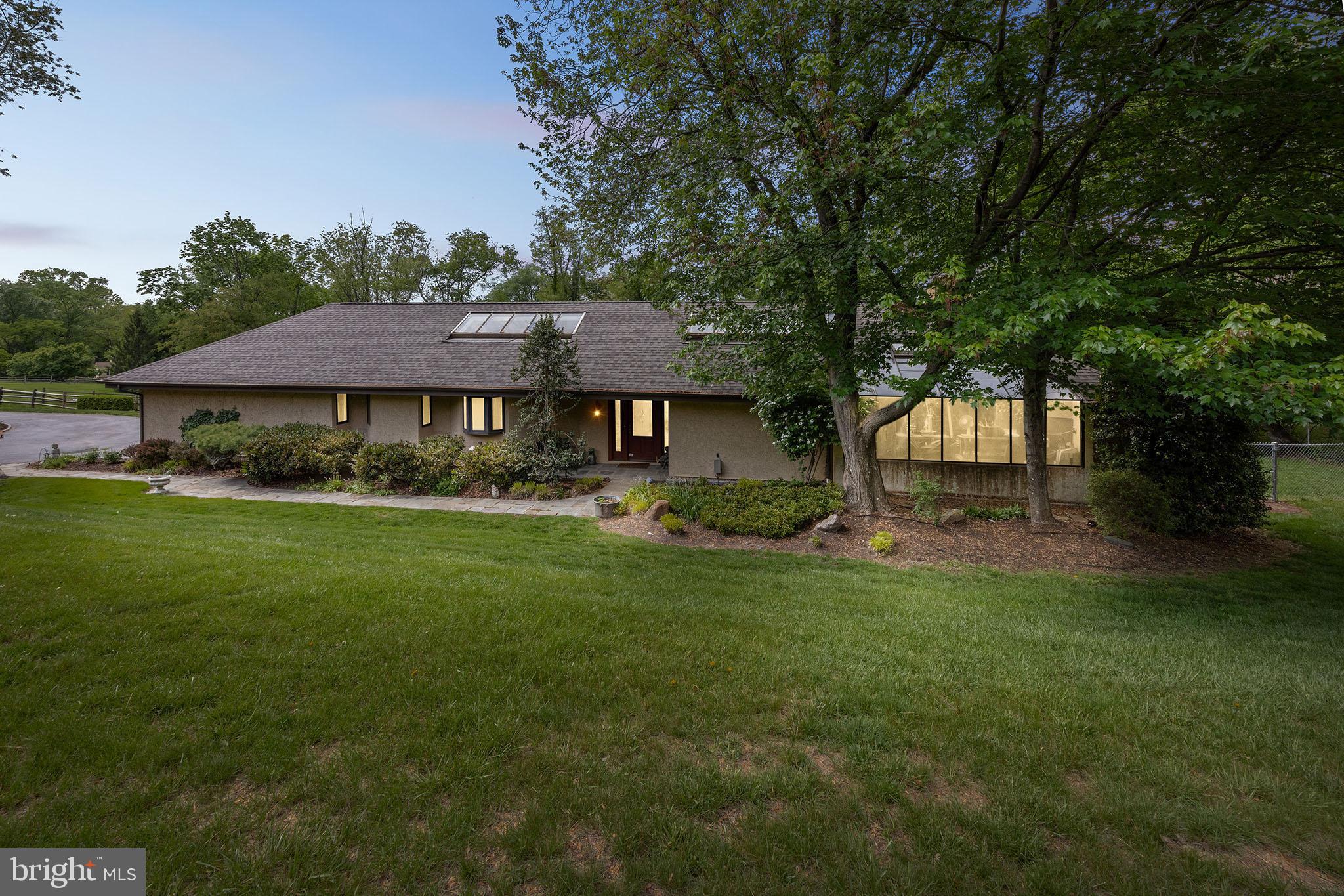 745 GERMANTOWN PIKE