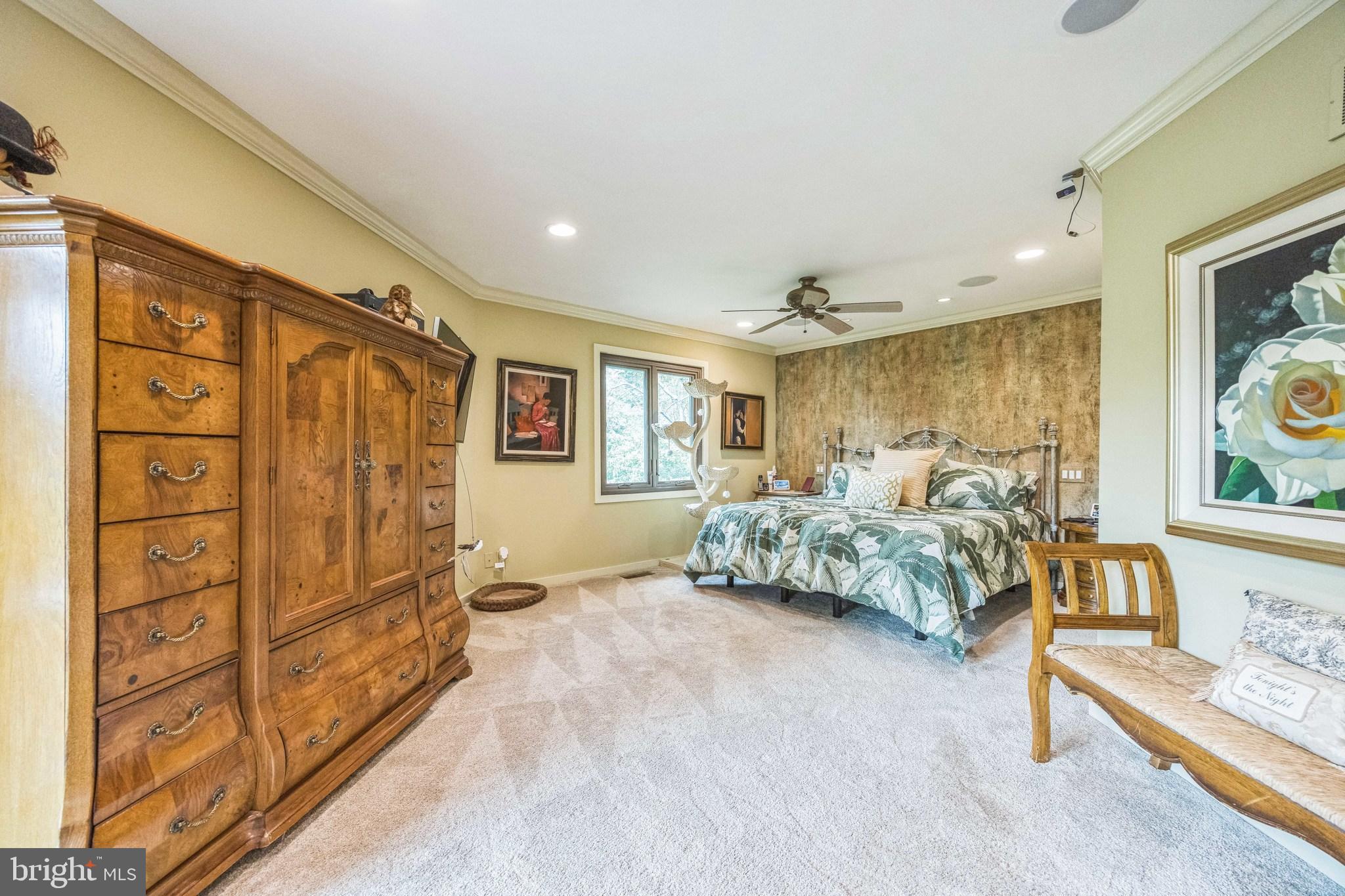 745 GERMANTOWN PIKE
