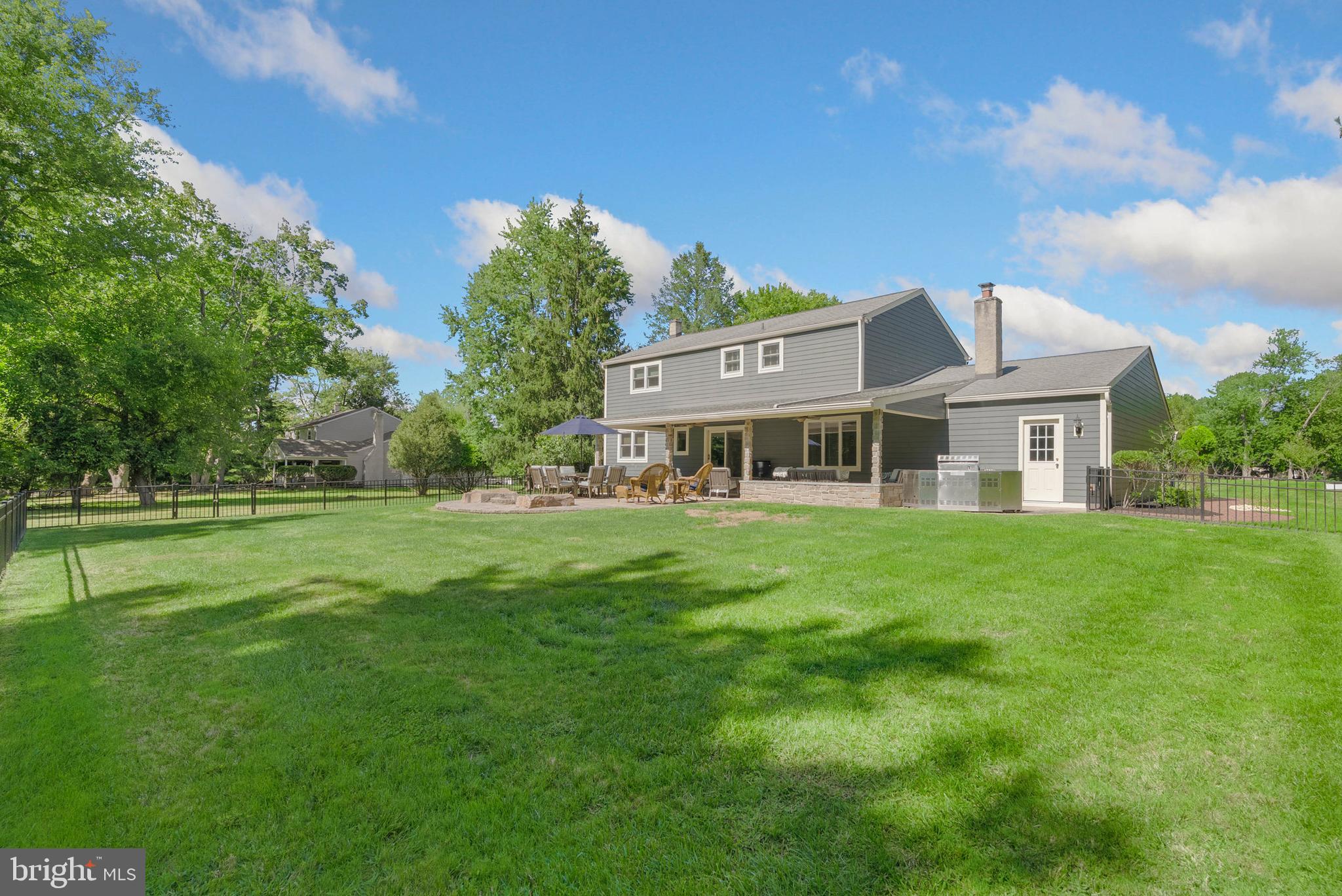 728 HOOVER ROAD