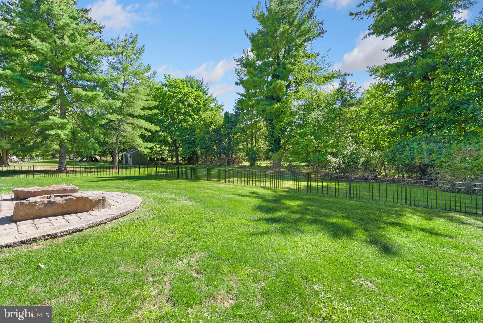 728 HOOVER ROAD