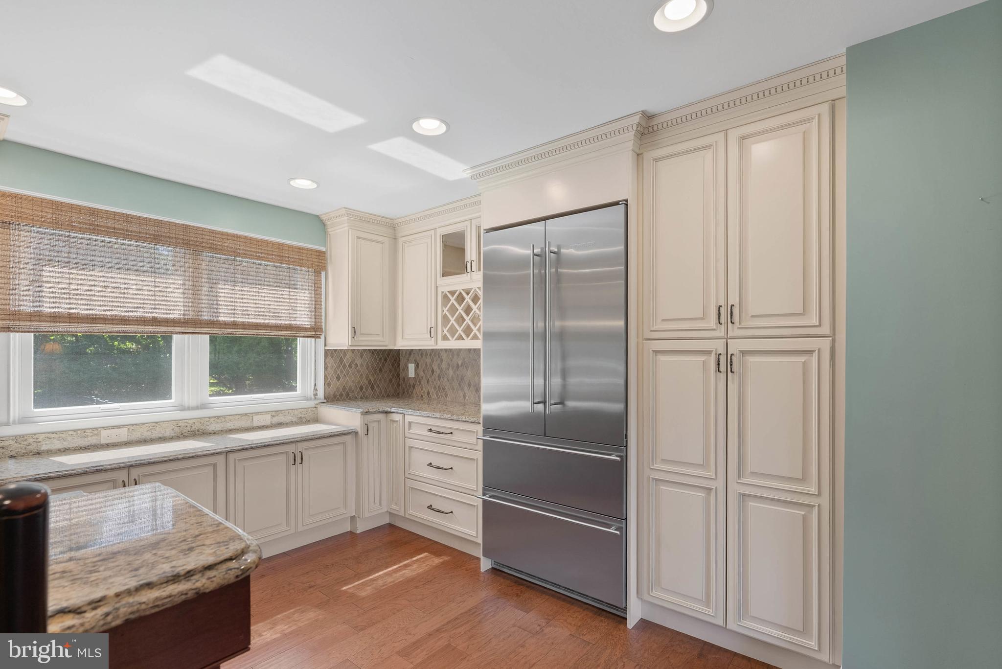 728 HOOVER ROAD