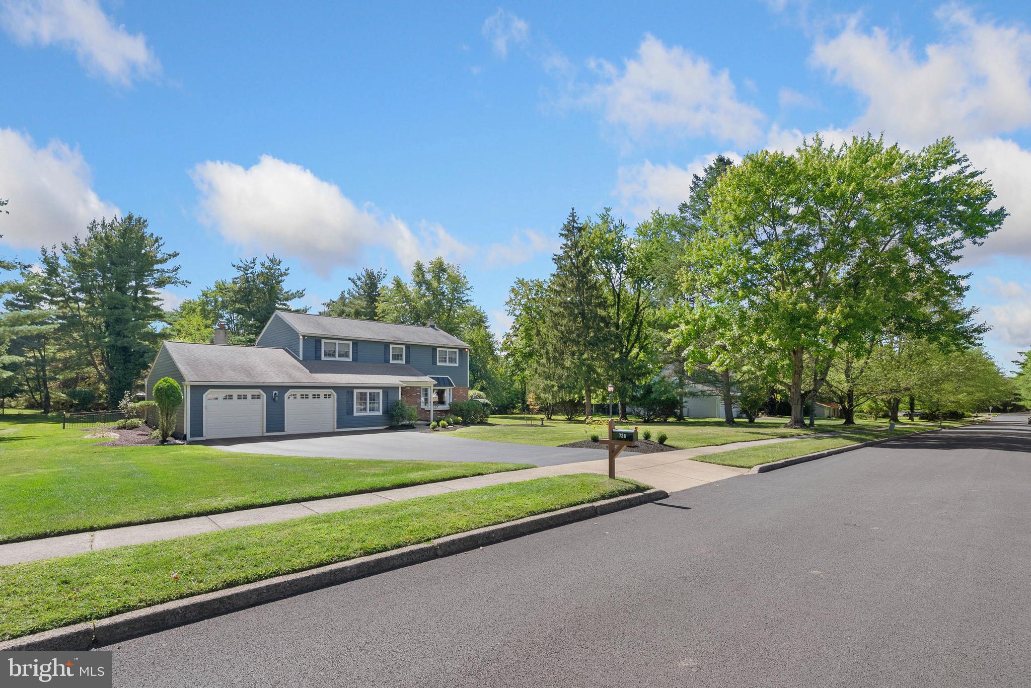 728 HOOVER ROAD