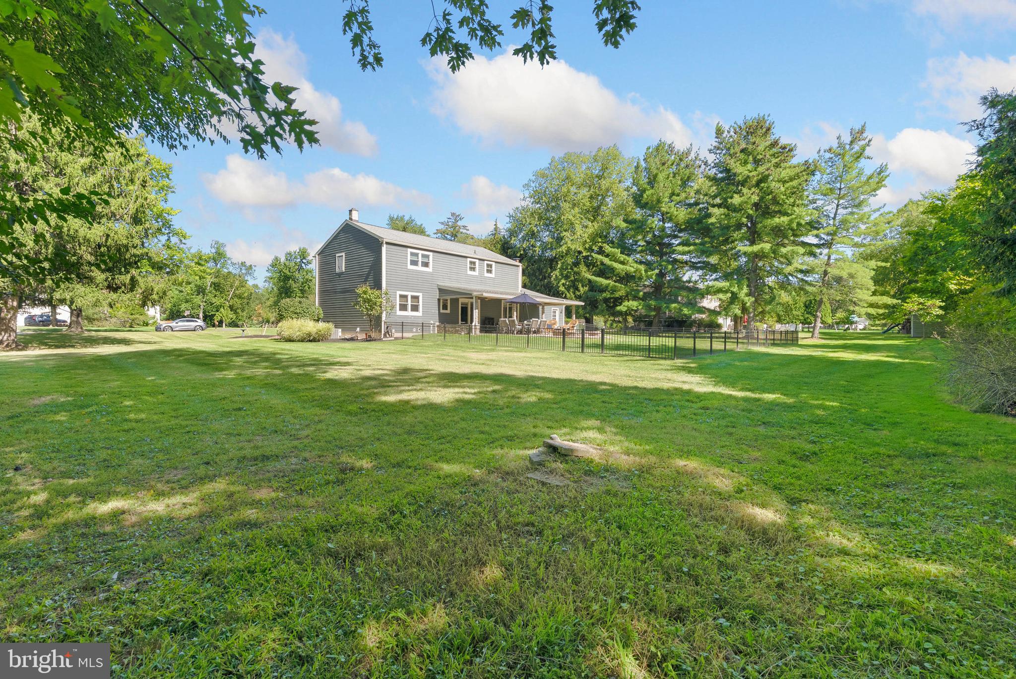728 HOOVER ROAD