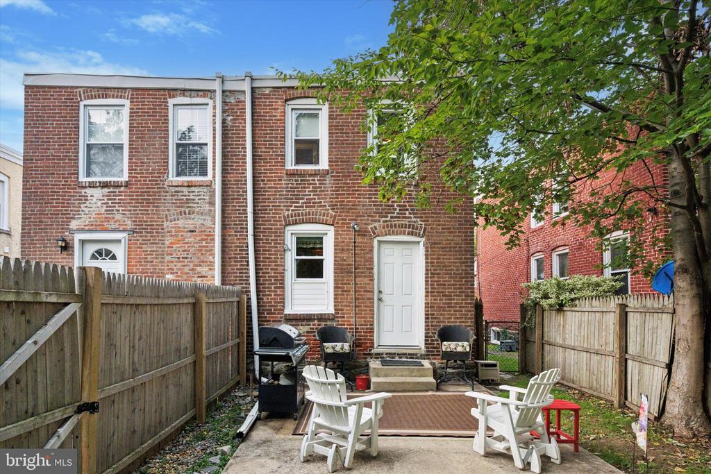 139 WALNUT AVENUE