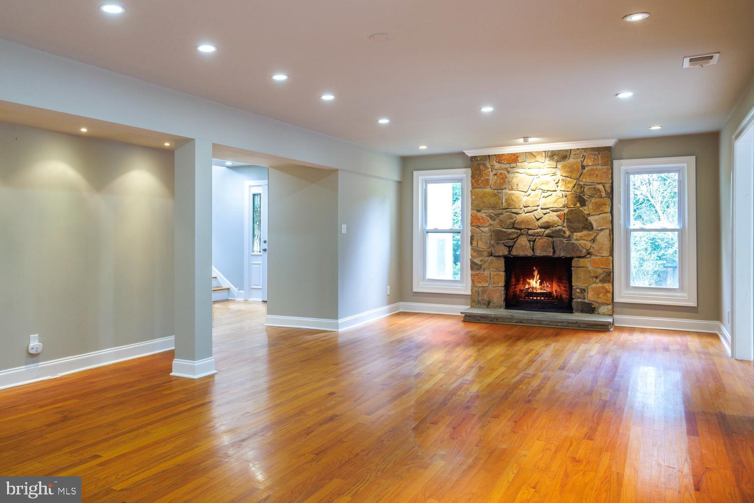 610 ARGYLE CIRCLE