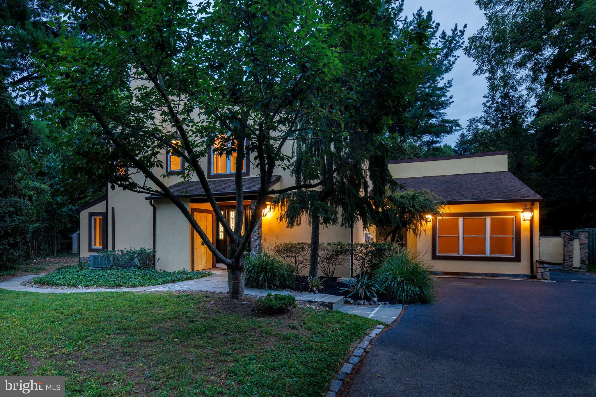 610 ARGYLE CIRCLE