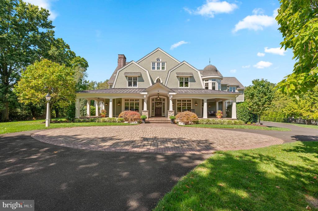809 BRUSHTOWN ROAD