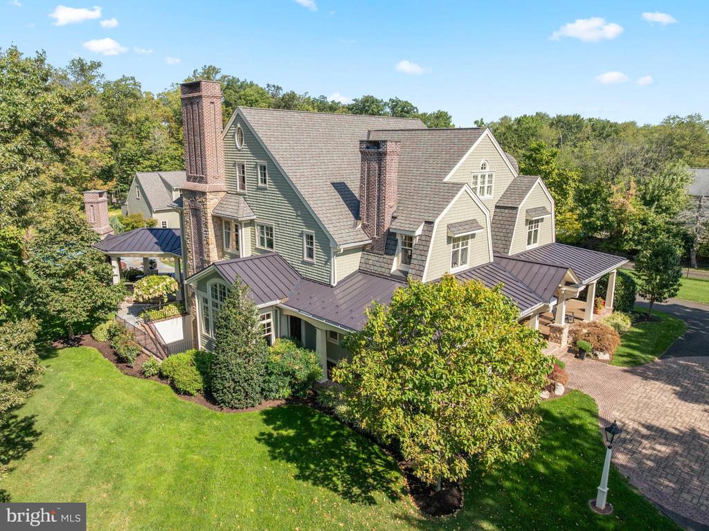 809 BRUSHTOWN ROAD