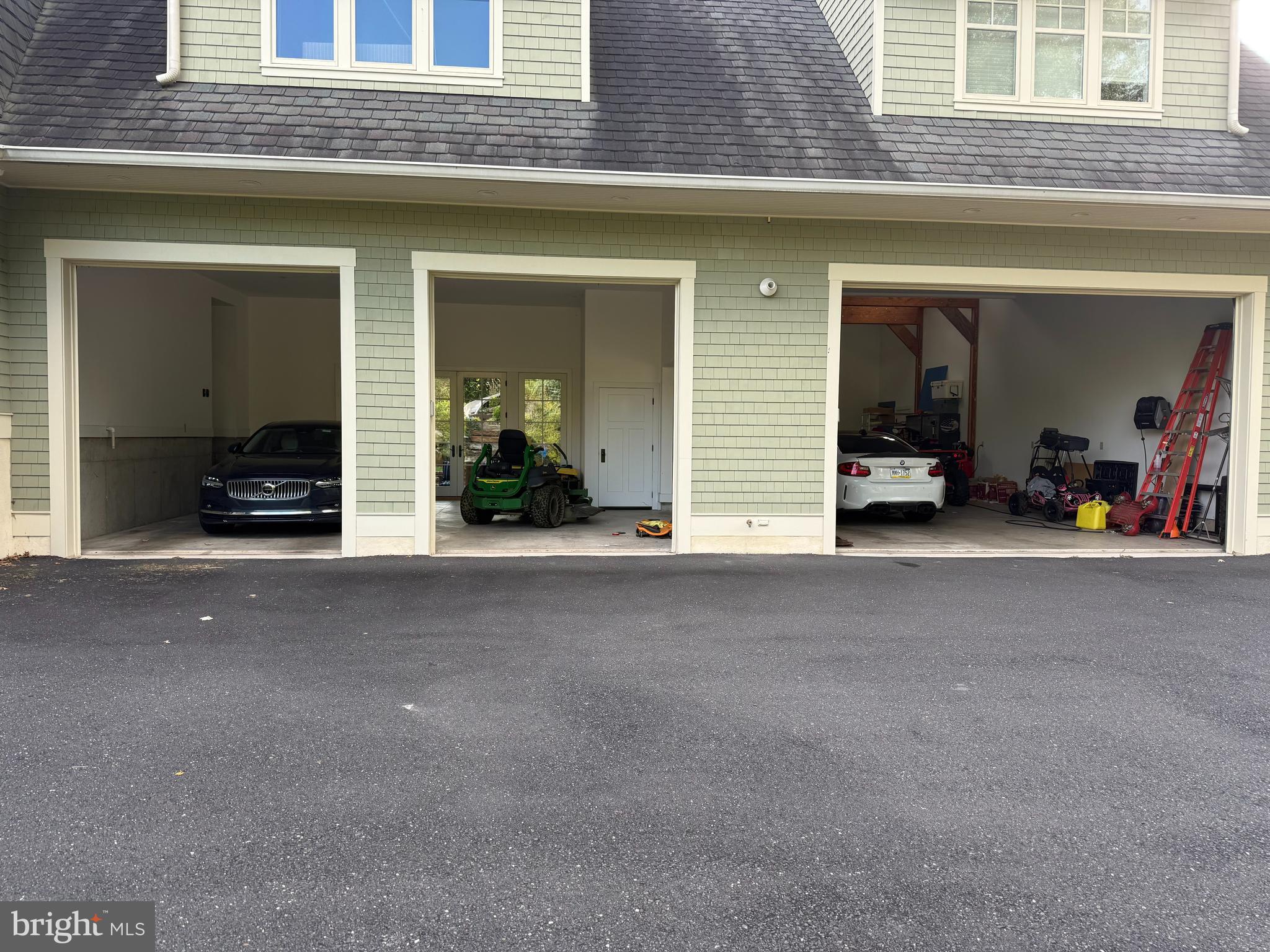 809 BRUSHTOWN ROAD