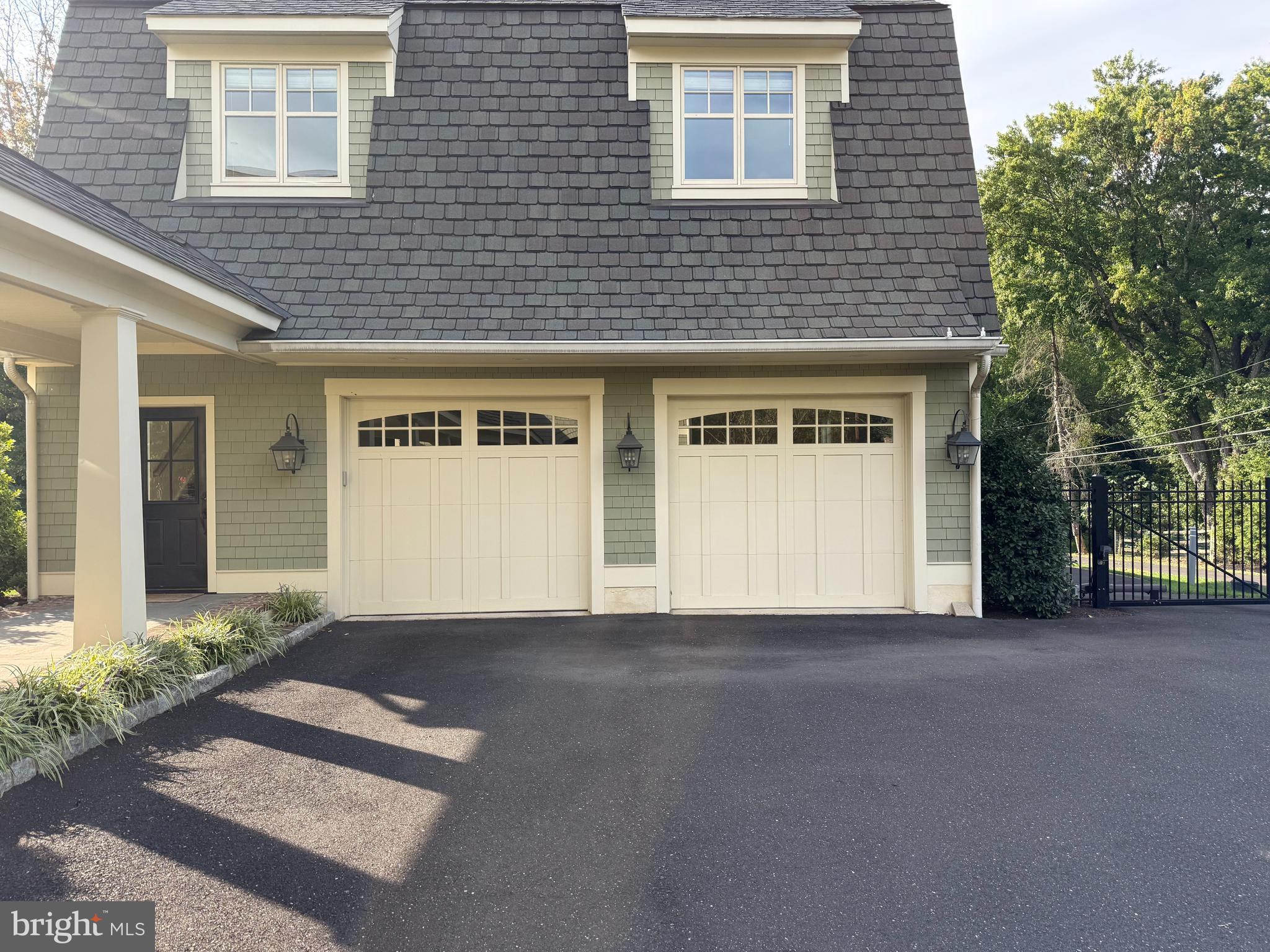 809 BRUSHTOWN ROAD