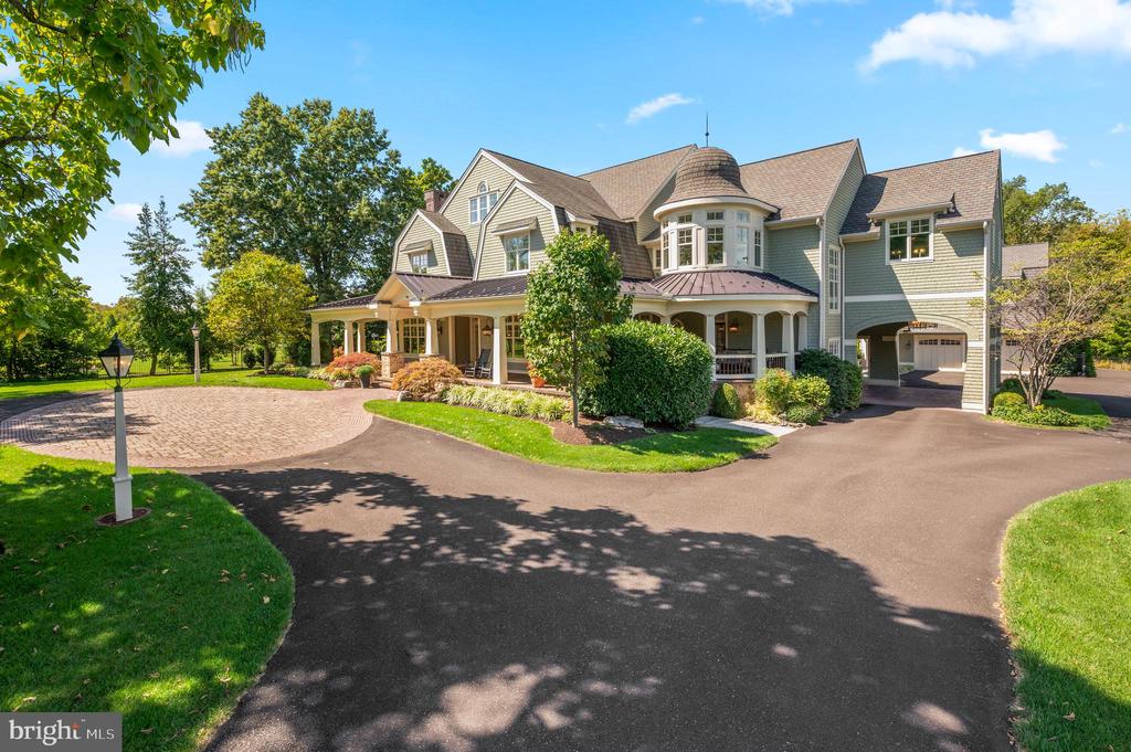 809 BRUSHTOWN ROAD