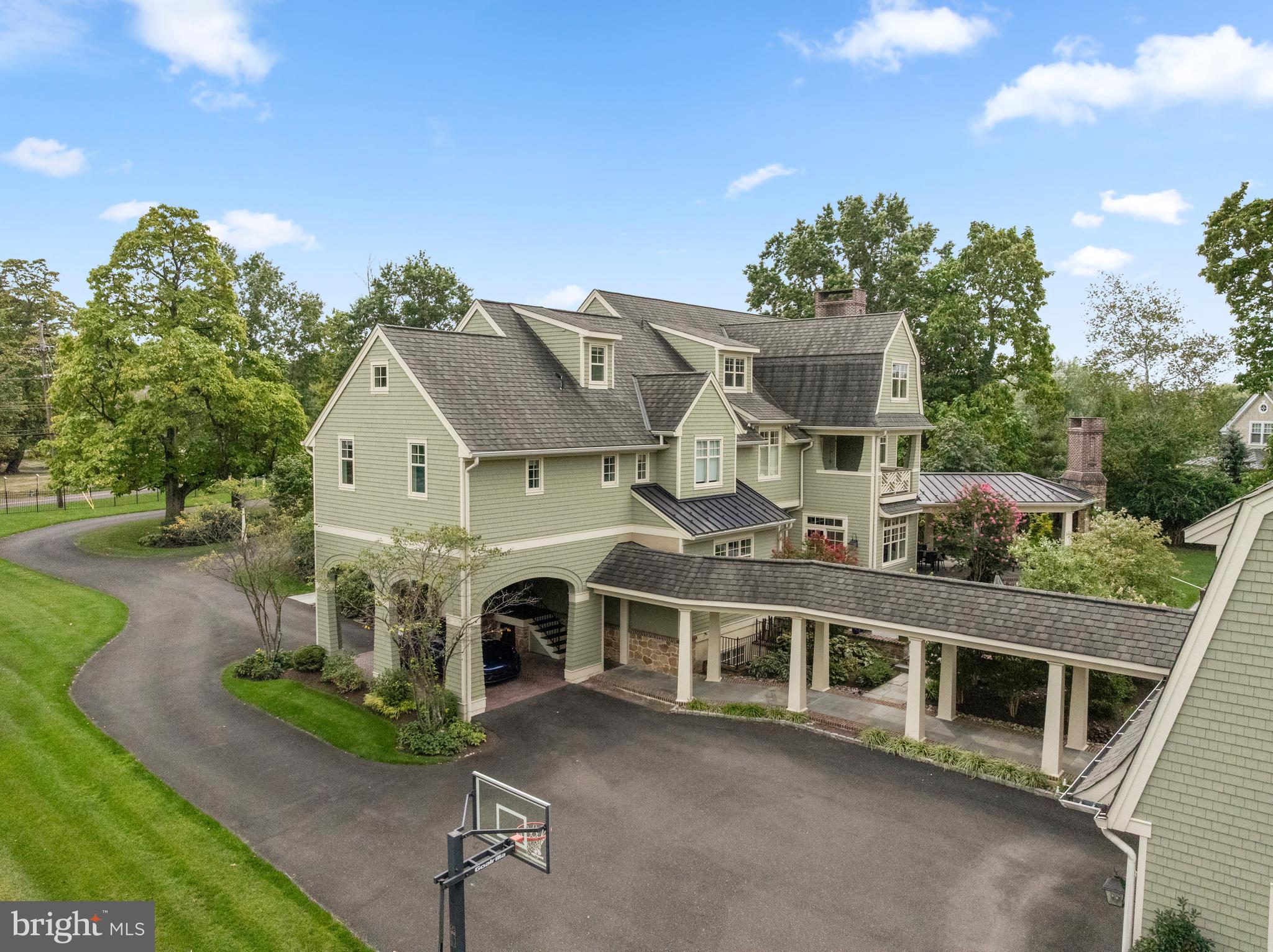 809 BRUSHTOWN ROAD