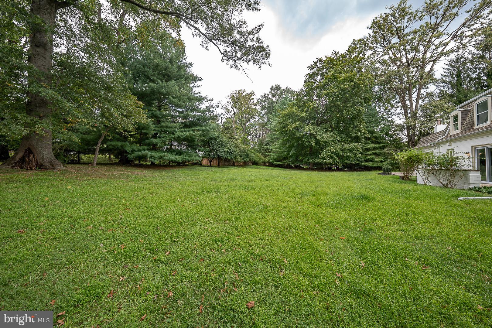 4103 LAUREL DRIVE