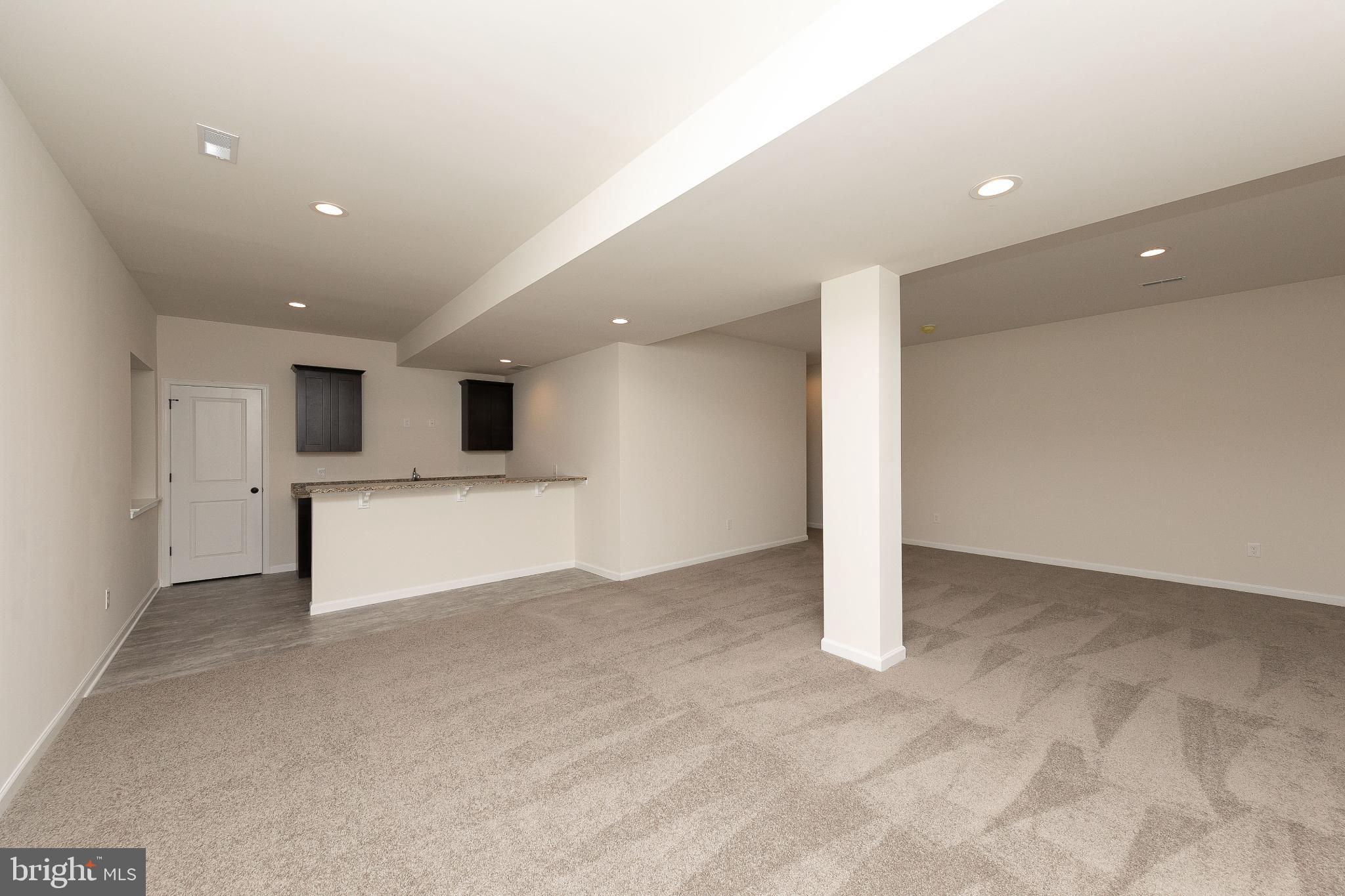 440 E 9TH AVENUE LOT 1