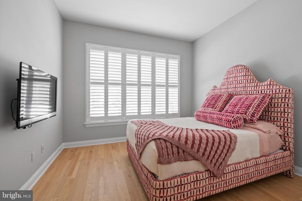 491 PETERS WAY