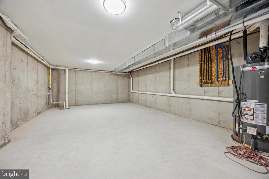135 W 1ST AVENUE