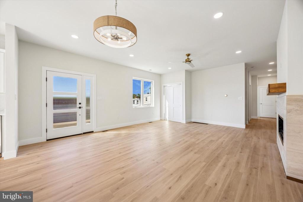 135 W 1ST AVENUE