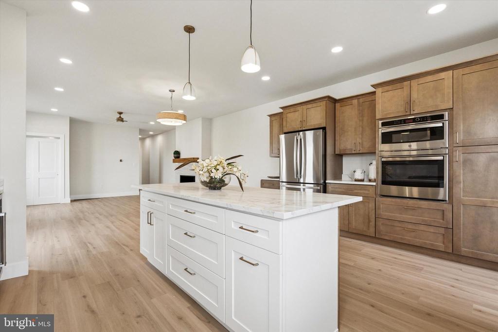 135 W 1ST AVENUE