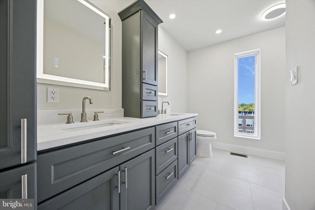 135 W 1ST AVENUE