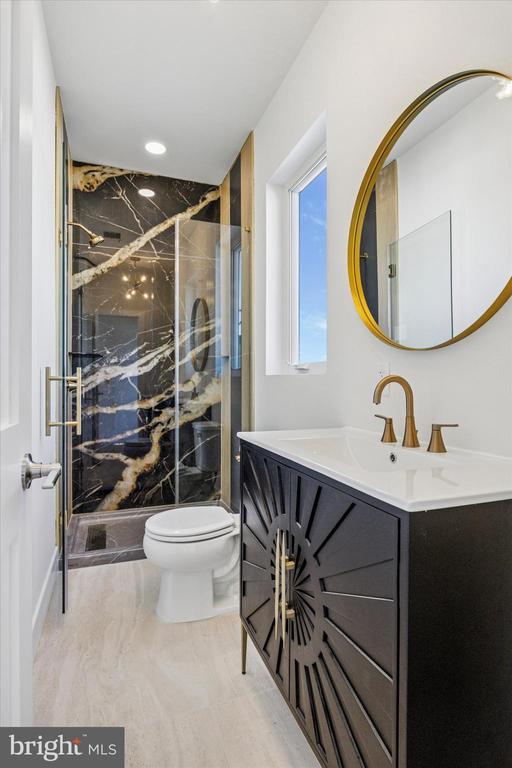 135 W 1ST AVENUE