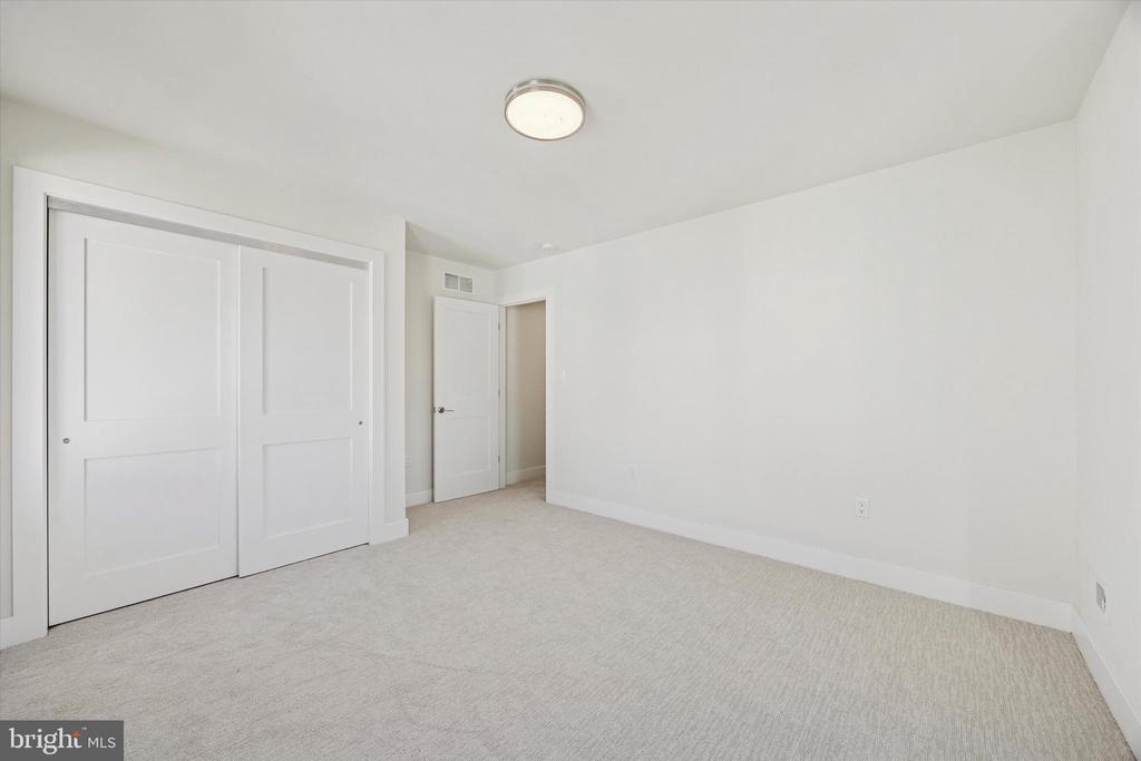 135 W 1ST AVENUE