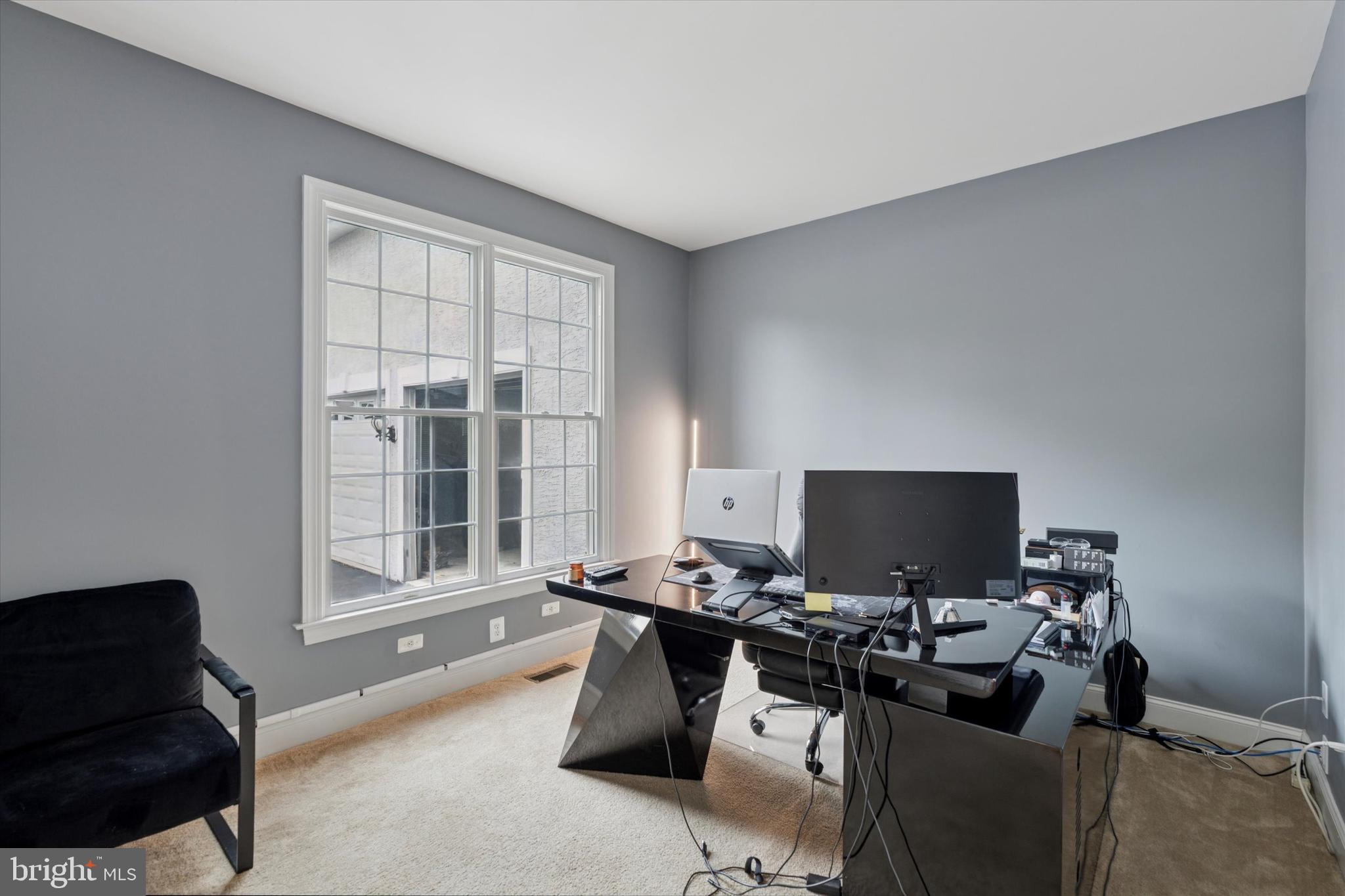 206 RIVERCREST DRIVE