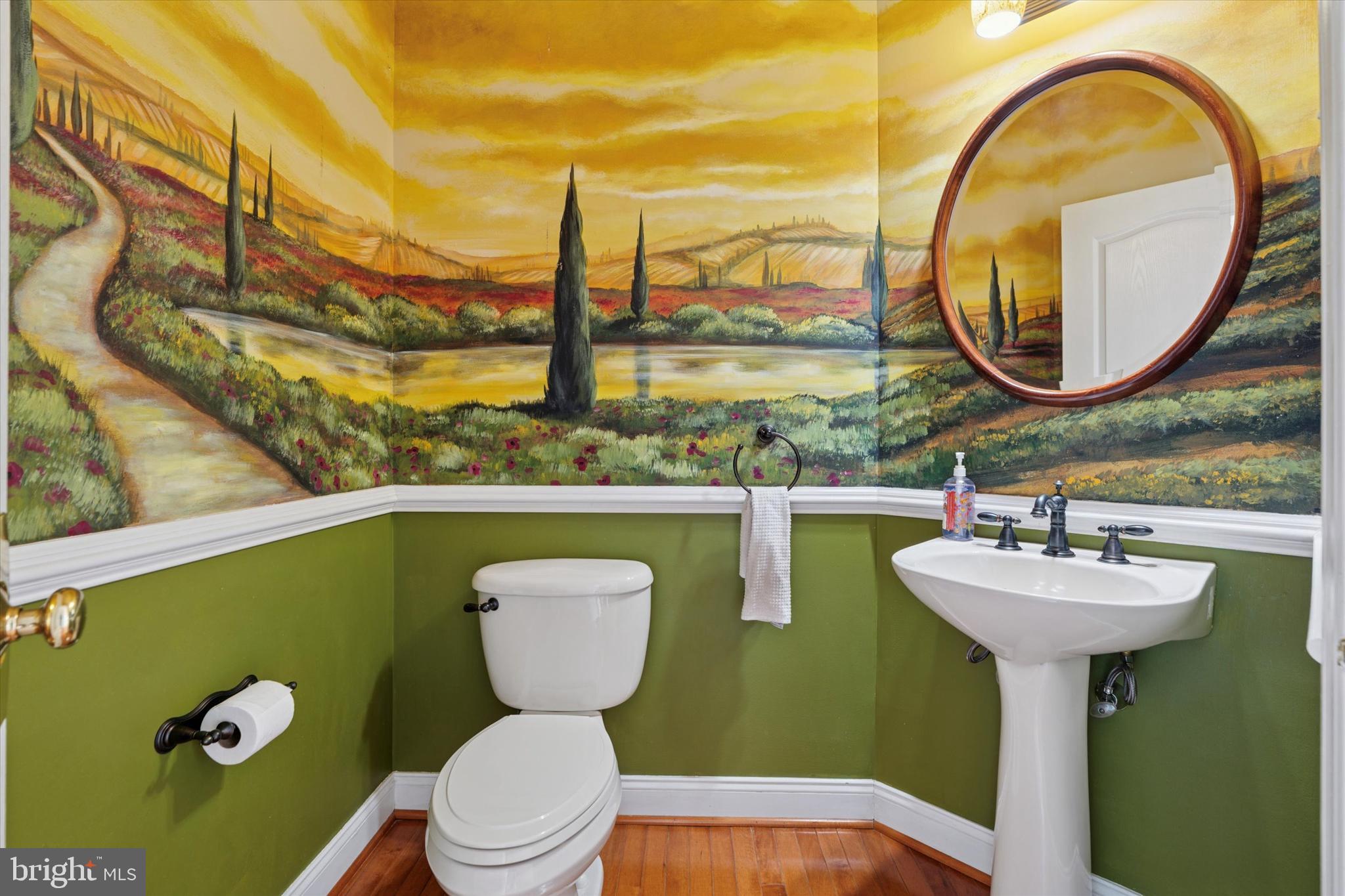 206 RIVERCREST DRIVE