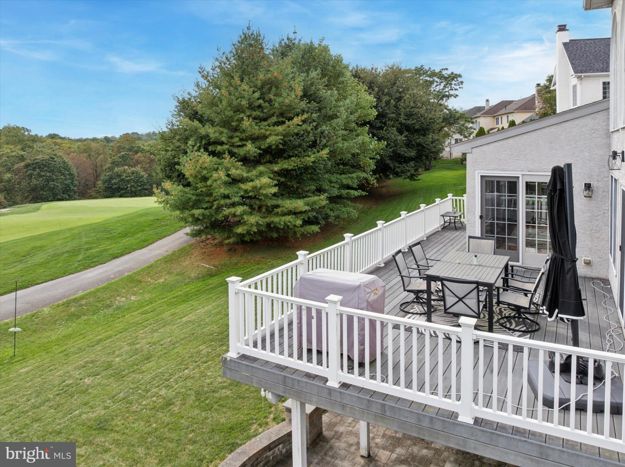 206 RIVERCREST DRIVE