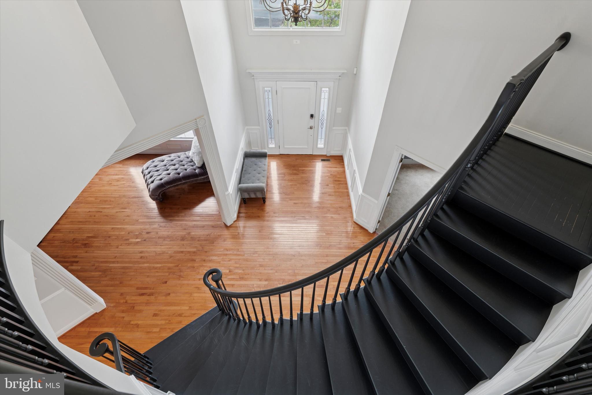 206 RIVERCREST DRIVE