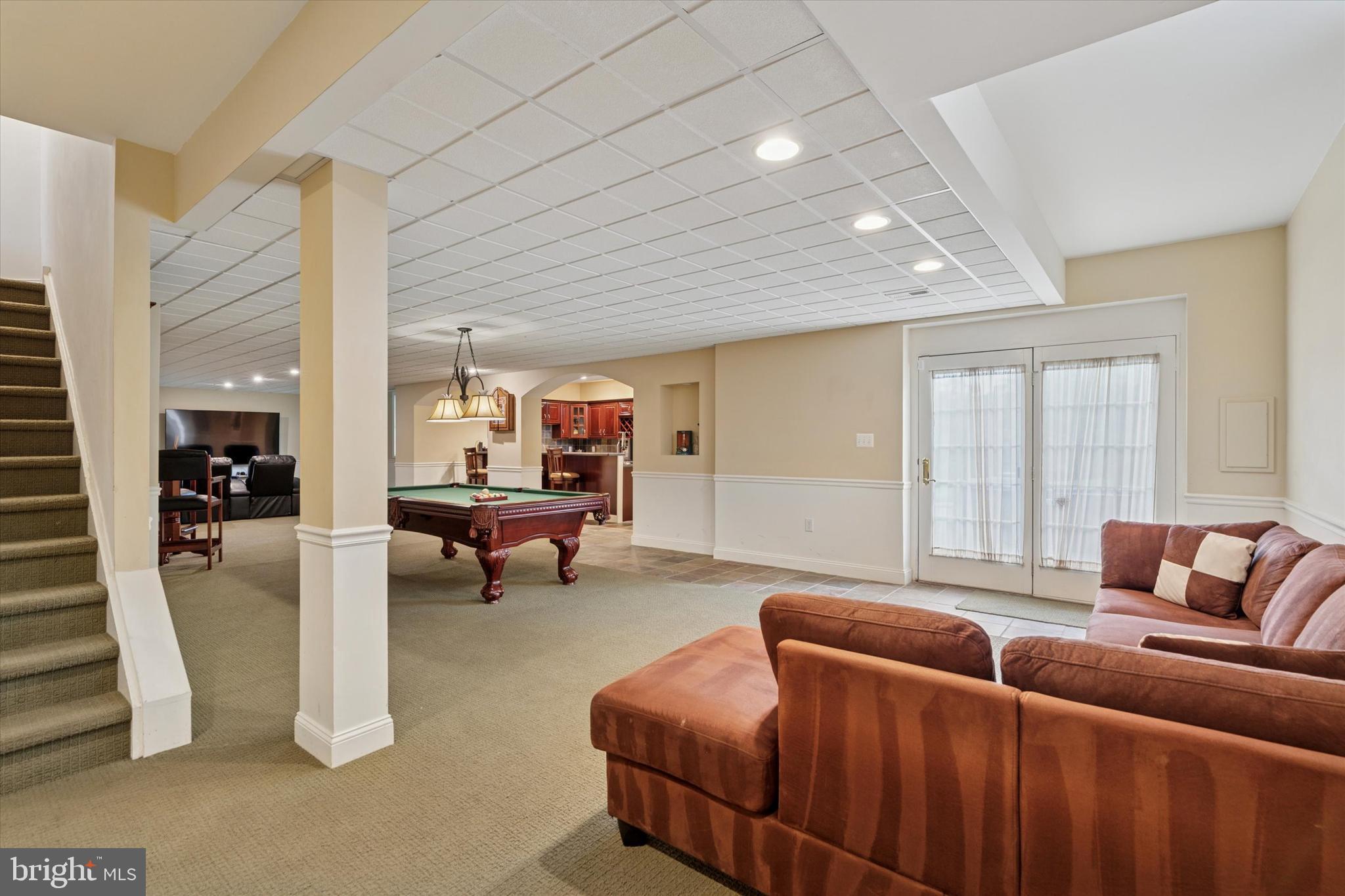 206 RIVERCREST DRIVE