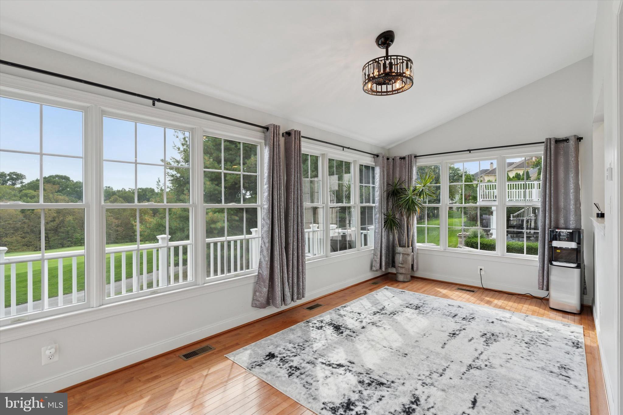 206 RIVERCREST DRIVE