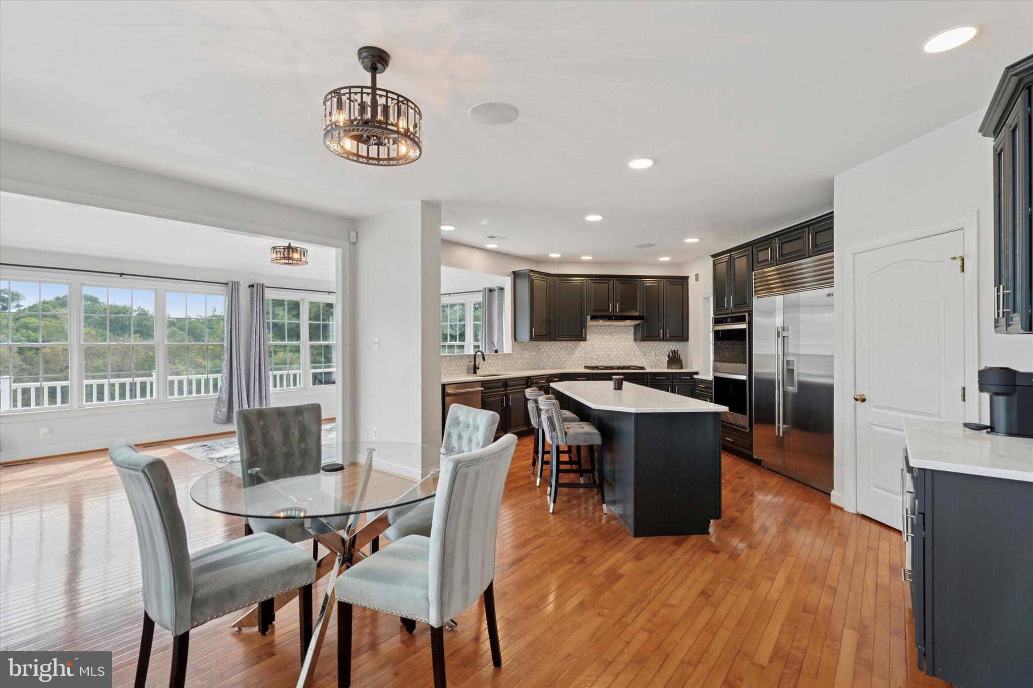 206 RIVERCREST DRIVE