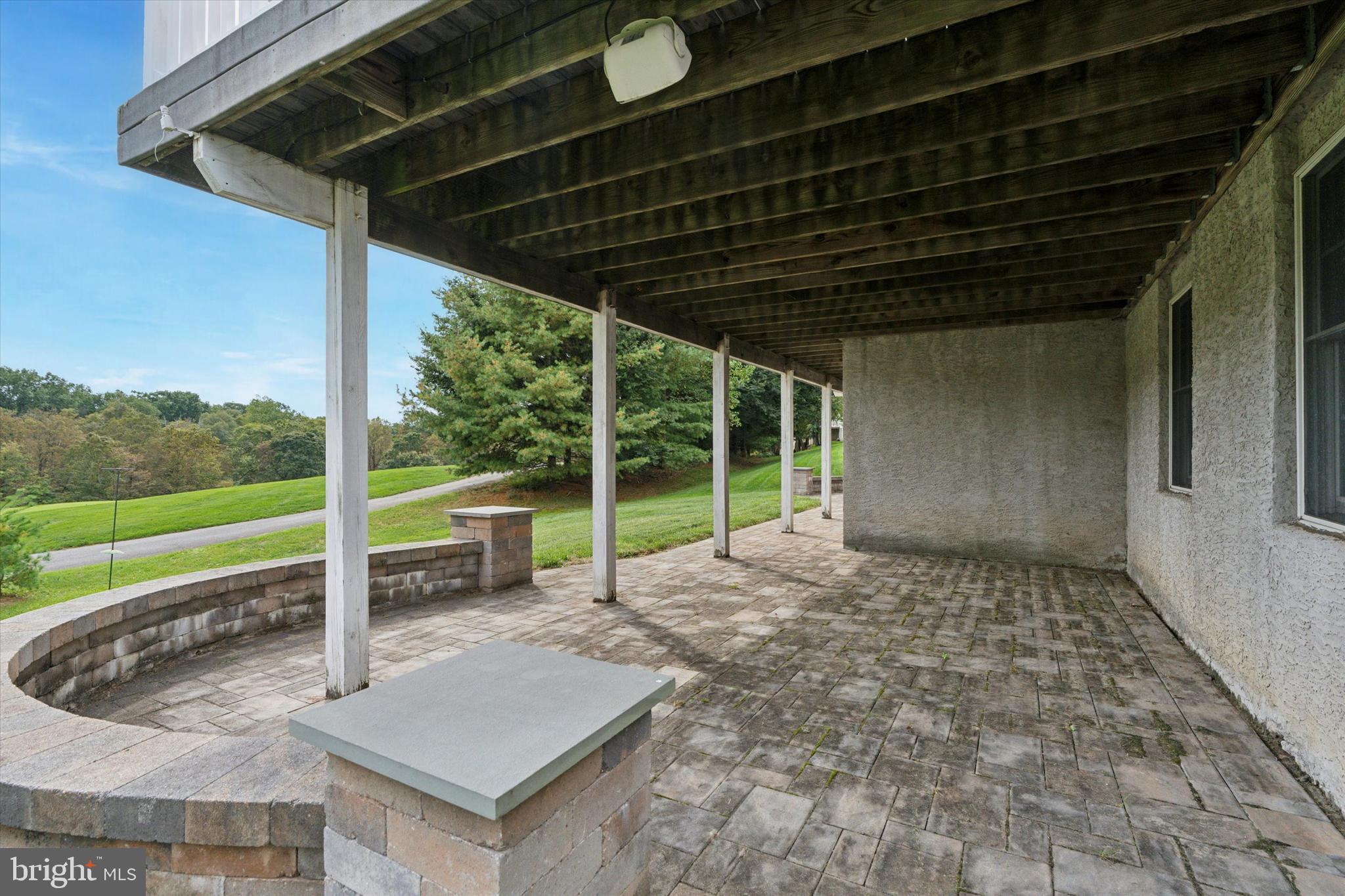 206 RIVERCREST DRIVE