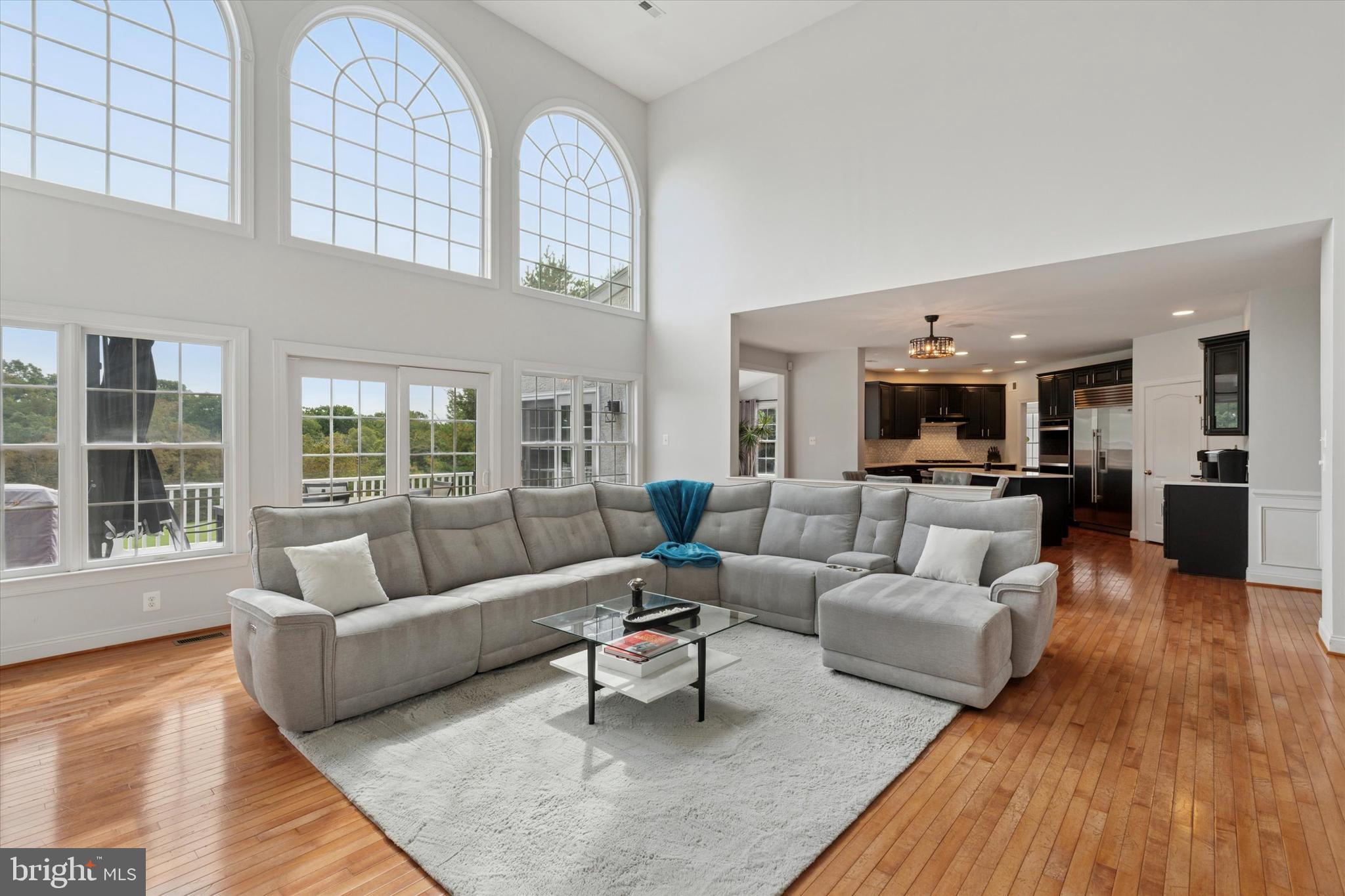 206 RIVERCREST DRIVE