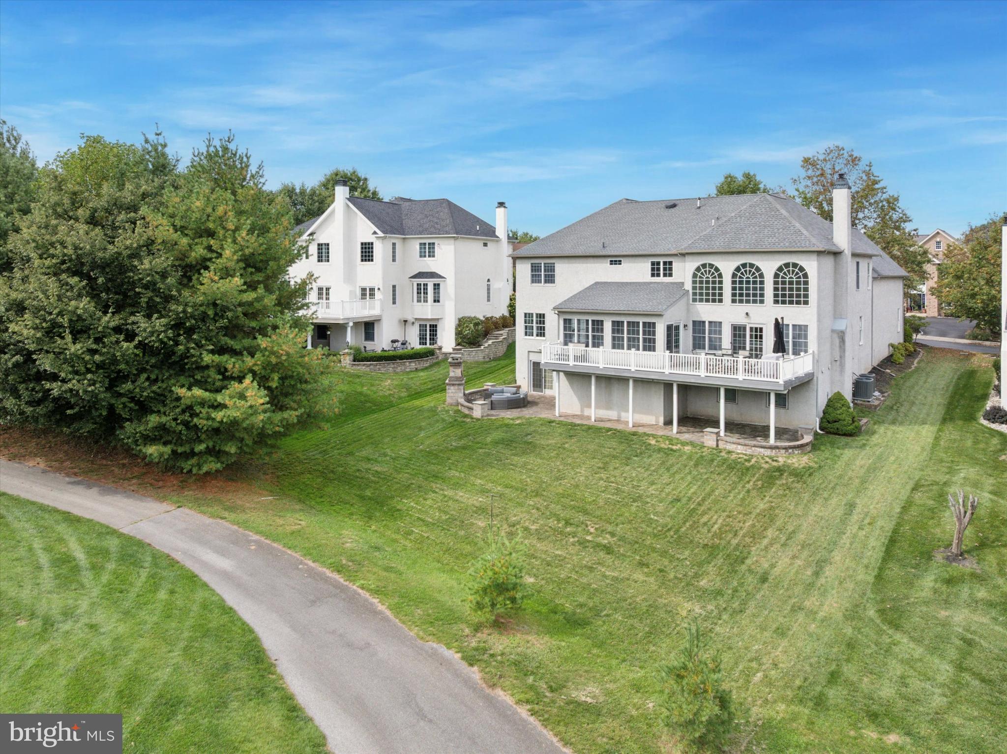 206 RIVERCREST DRIVE