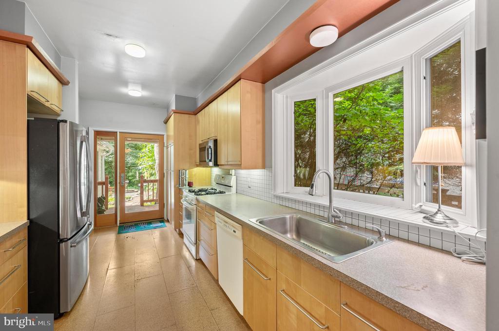 414 MCCLENAGHAN MILL ROAD
