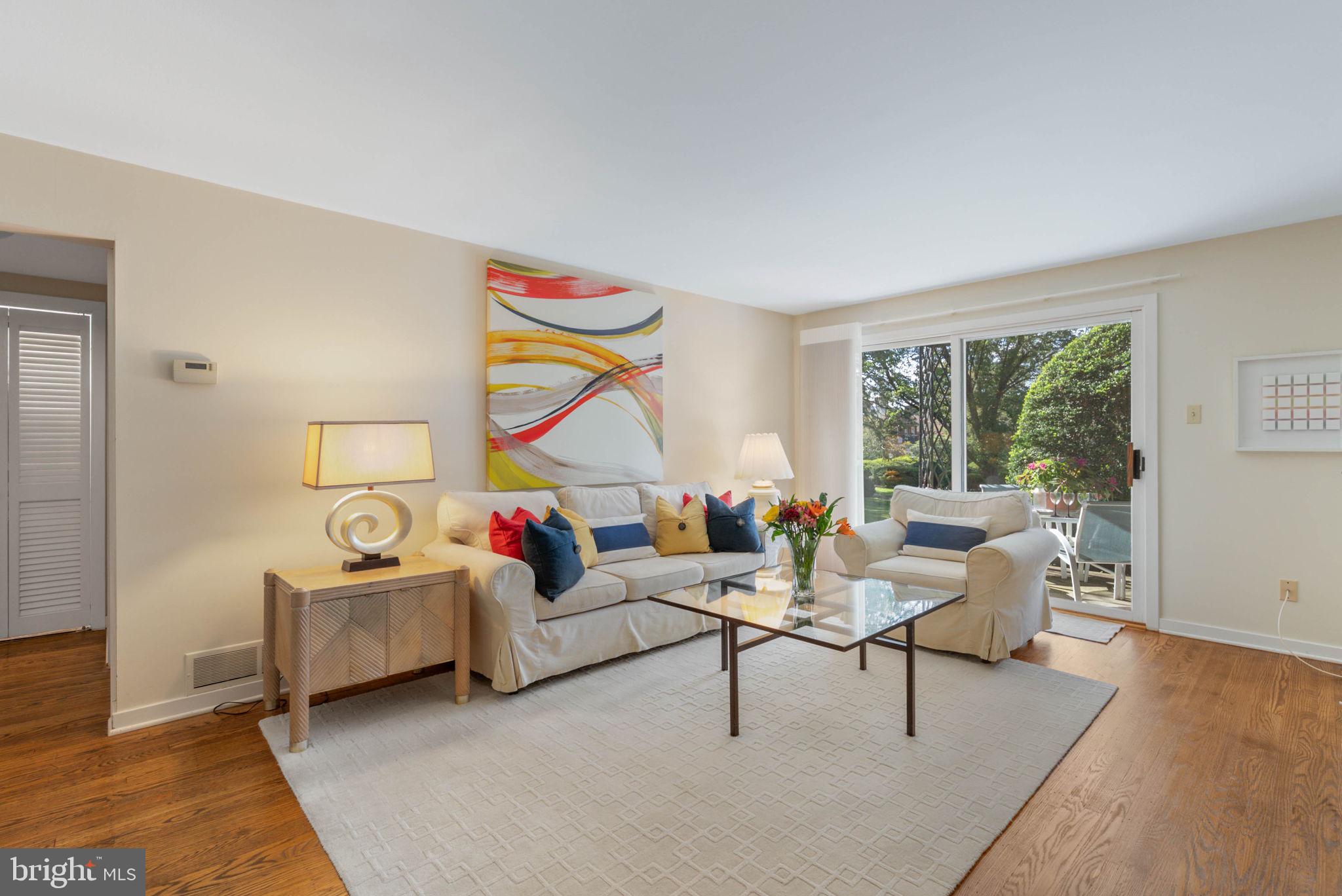 922 MONTGOMERY AVENUE C-2