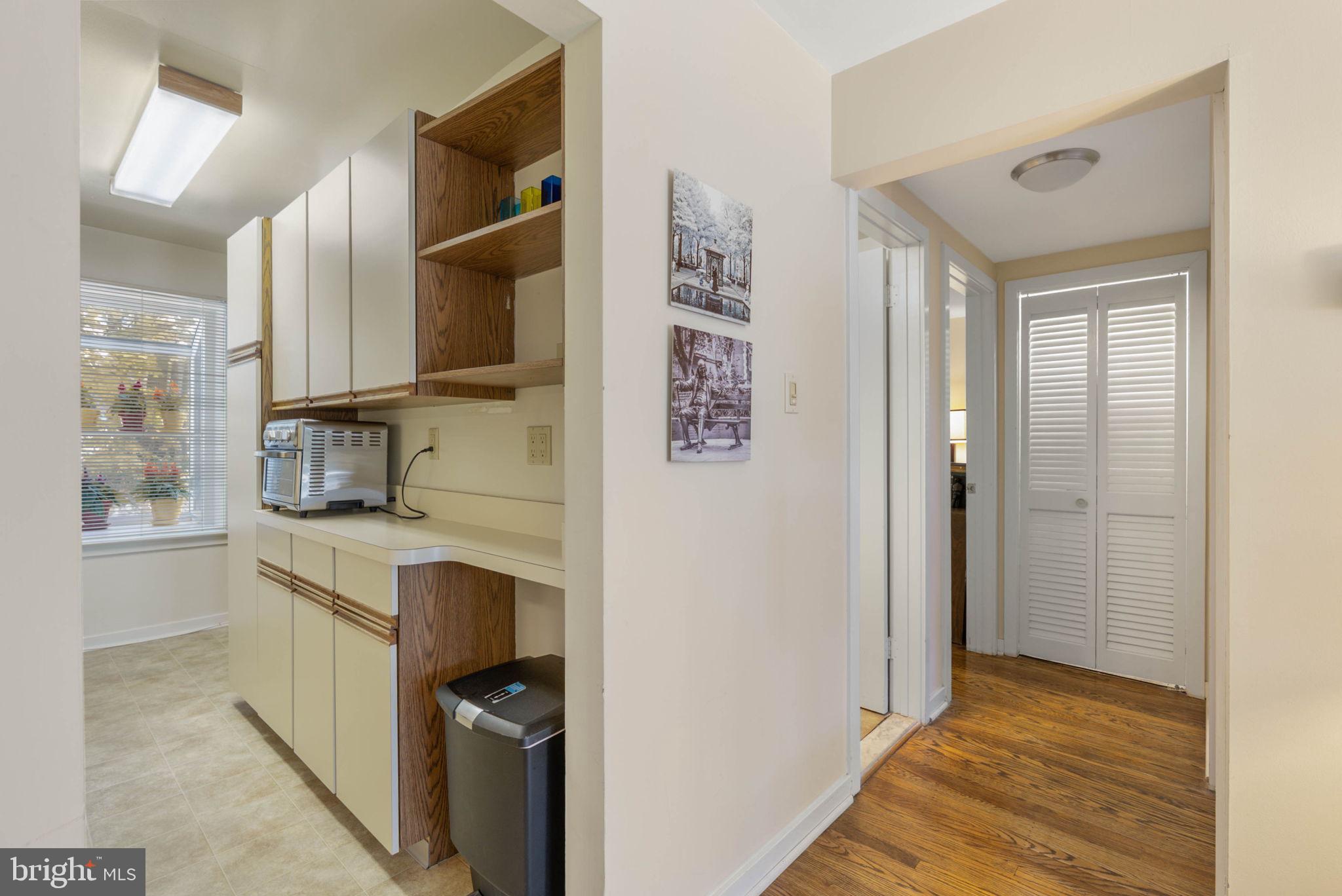 922 MONTGOMERY AVENUE C-2