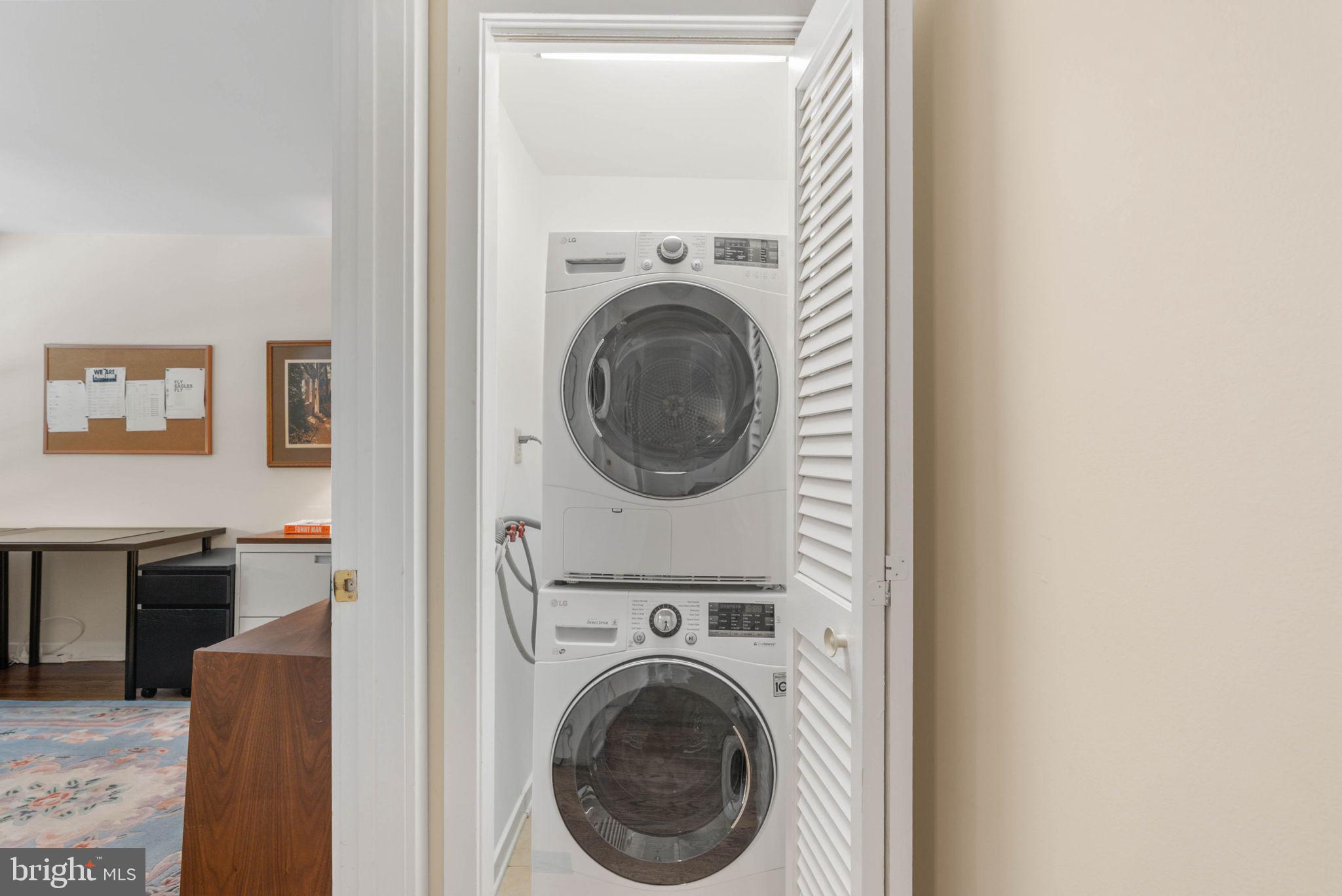 922 MONTGOMERY AVENUE C-2